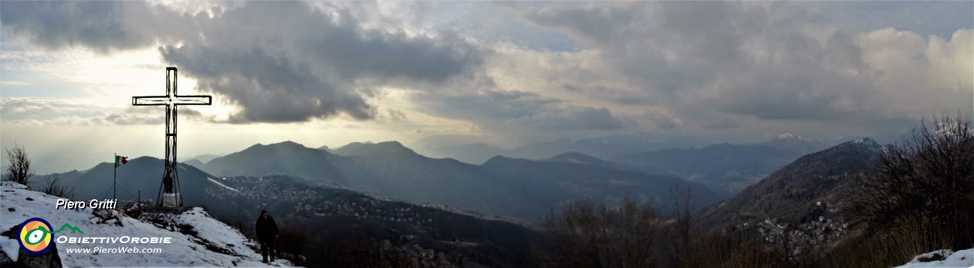 90 Panoramica verso la Val Serina.jpg